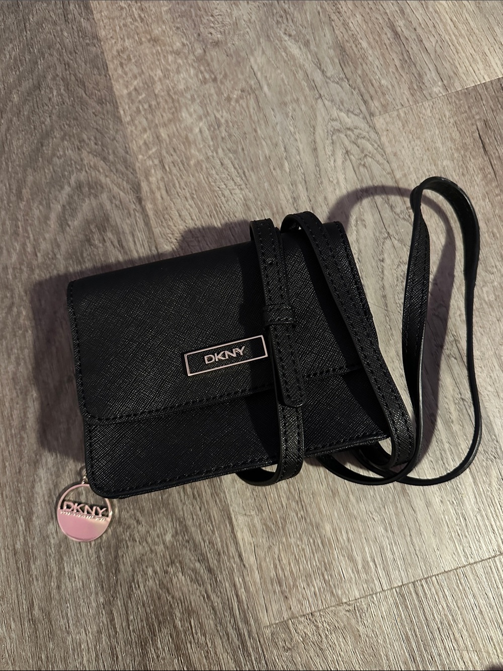 DKNY Black Compact Crossbody Wallet with Logo Charm